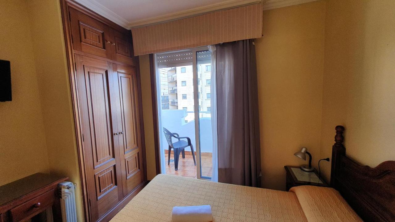 Pension Residencia Buenos Aires Vigo Esterno foto