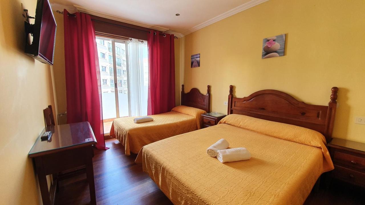 Pension Residencia Buenos Aires Vigo Esterno foto