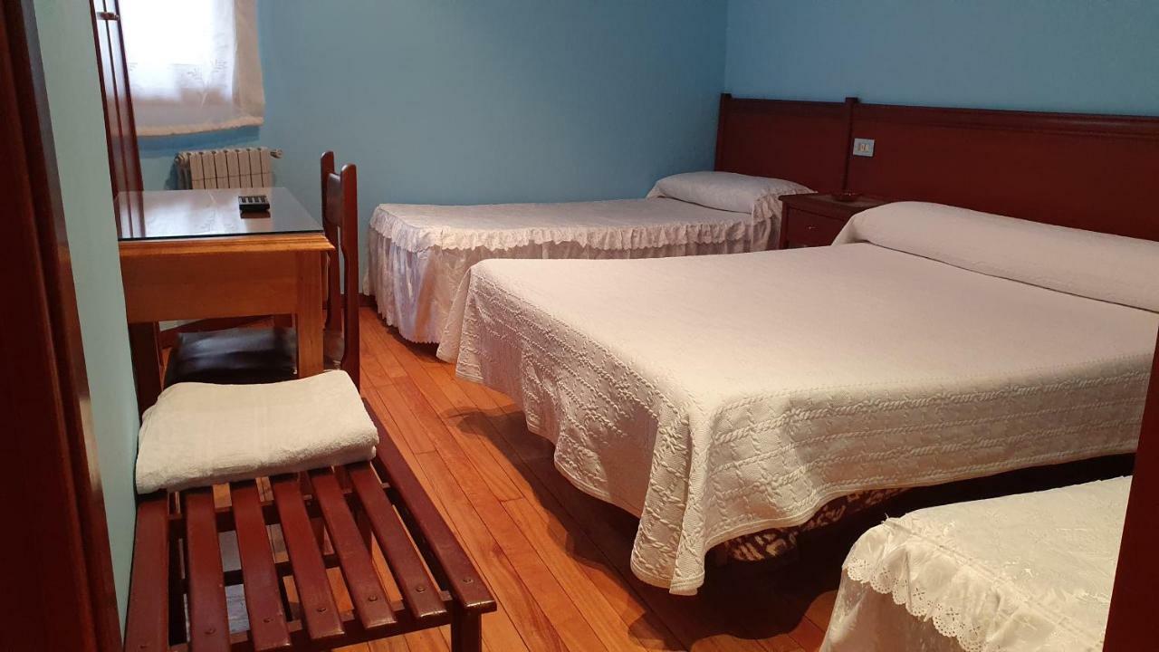 Pension Residencia Buenos Aires Vigo Esterno foto