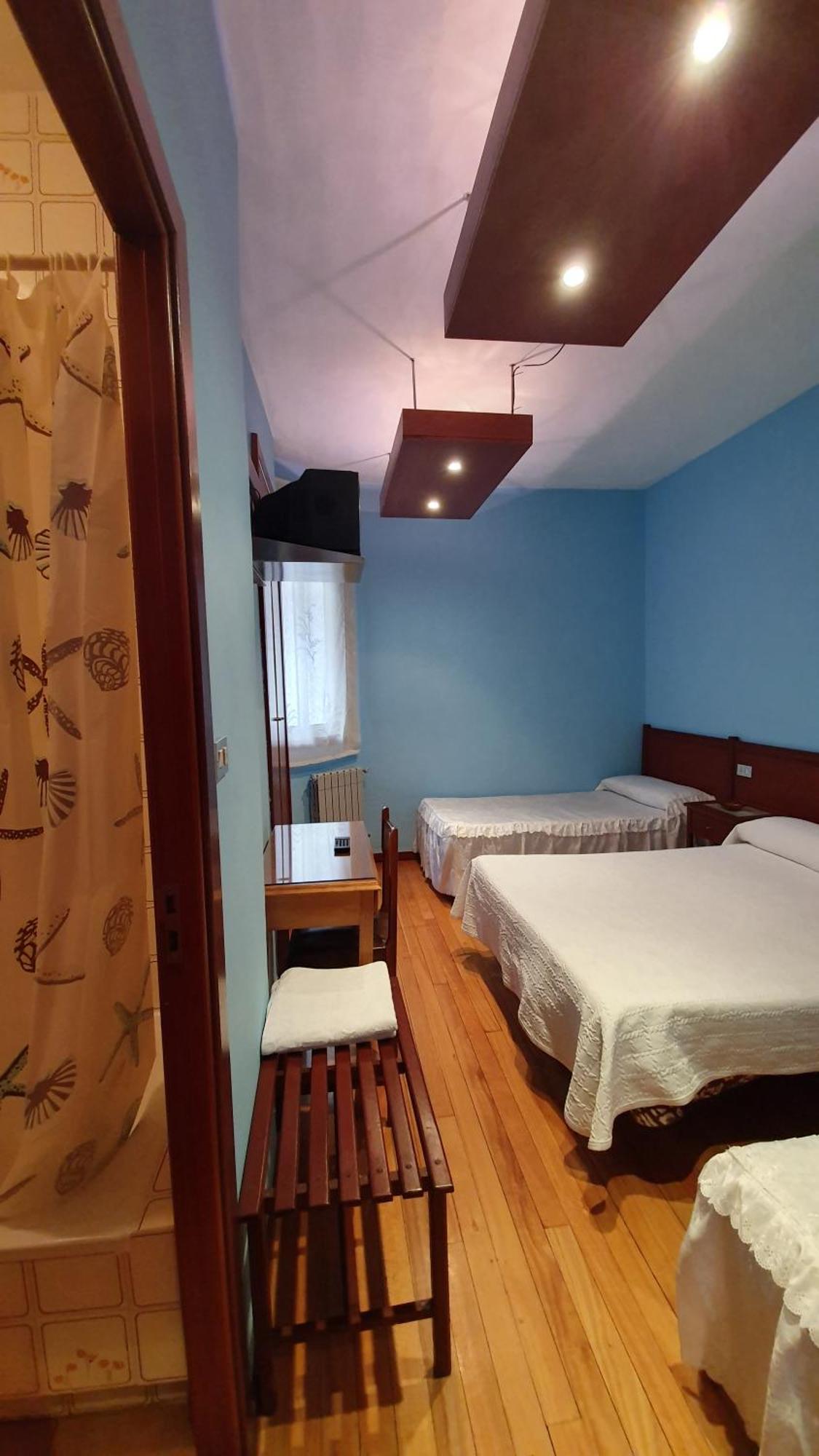 Pension Residencia Buenos Aires Vigo Esterno foto
