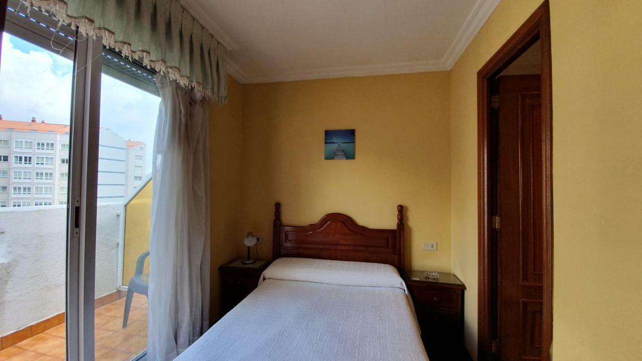 Pension Residencia Buenos Aires Vigo Esterno foto